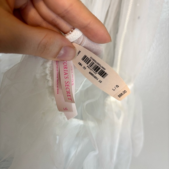 NWT Victoria’s Secret Large Fashion Show Teddy Lingerie White Sparkle Bridal - Picture 6 of 7